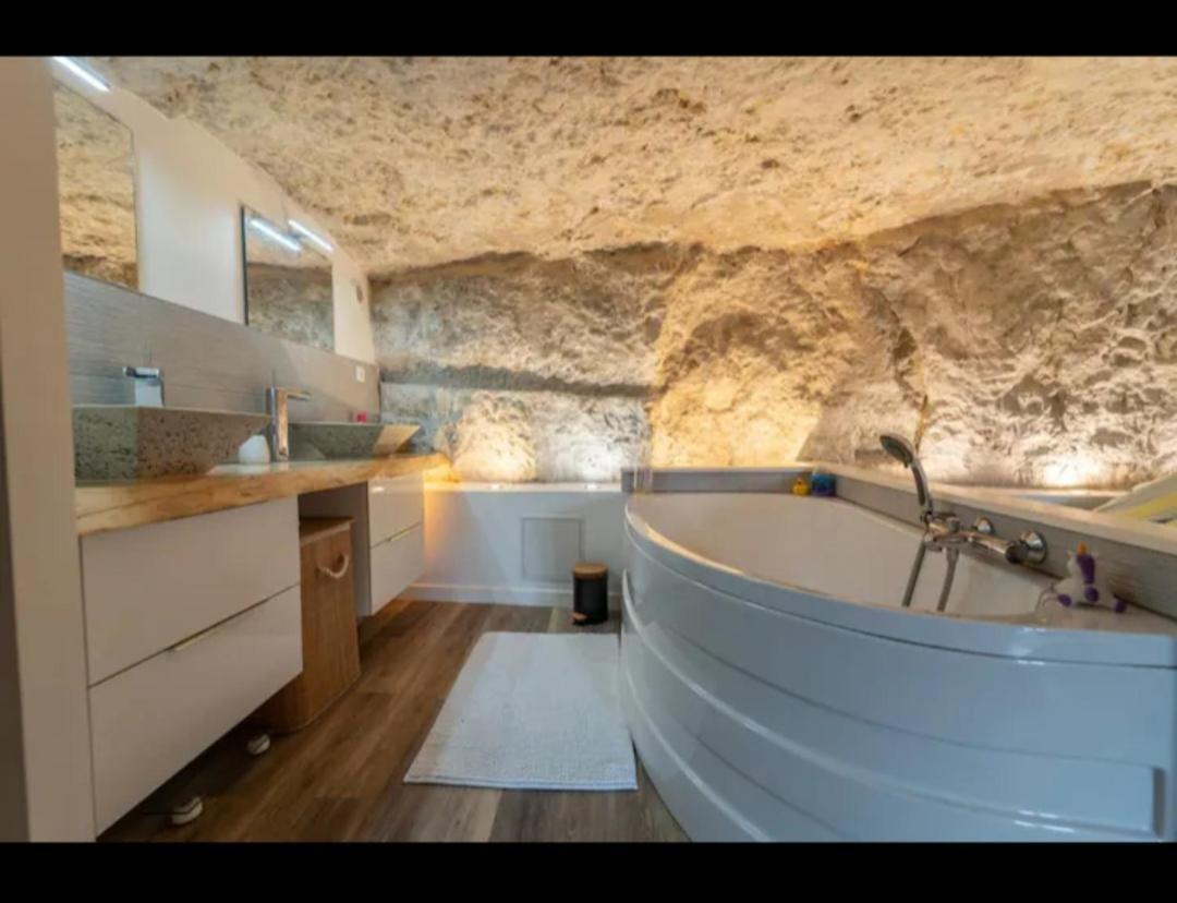 Maison Troglodyte Poitiers Luaran gambar